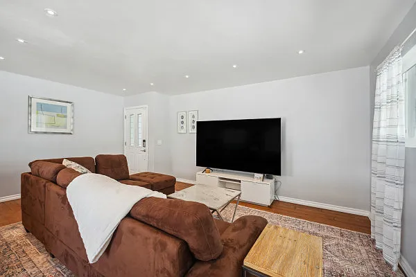 9339 Cadorette Ave — Photo 12
