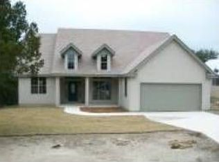 1032 Lavaca St, Canyon Lake, TX 78133