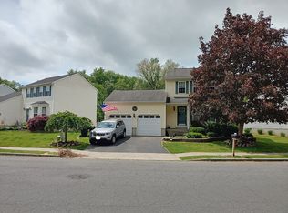 12 Wynantskill Way, Troy, NY 12180