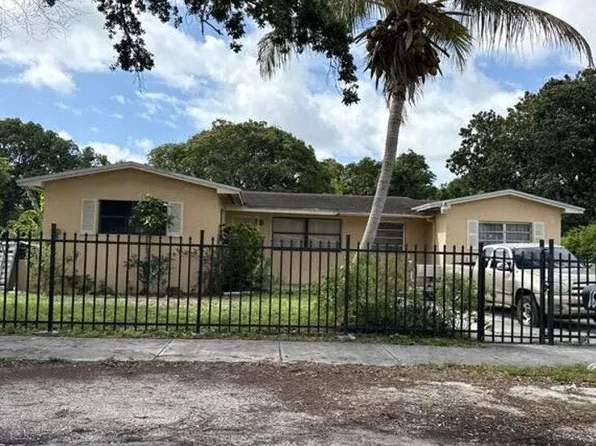 164 NW 118th St, Miami, FL 33168