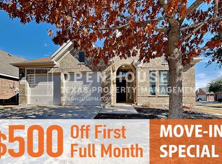 13200 Alyssum Dr, Fort Worth, TX 76244