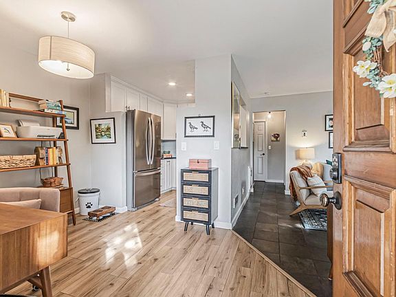 3rd image of 2857 S Bascom Ave #101