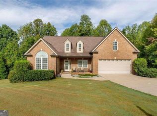 47 Park View Dr, Cleveland, GA 30528