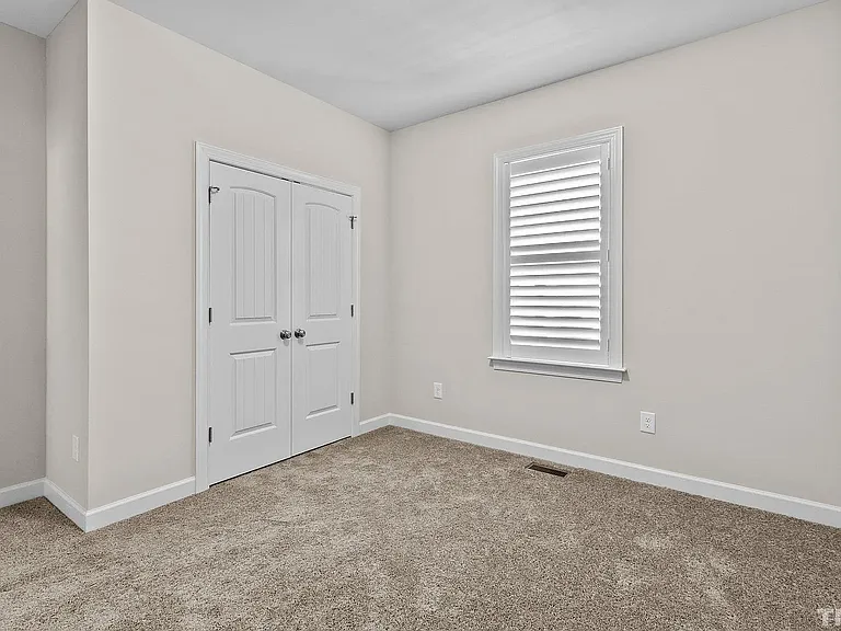 119 Aviemore Ln — Photo 14