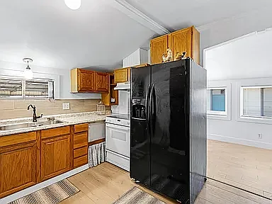 3 bed, 1020 sqft, $1,495 — Photo 3
