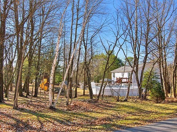 2nd image of 269 Valley View Dr