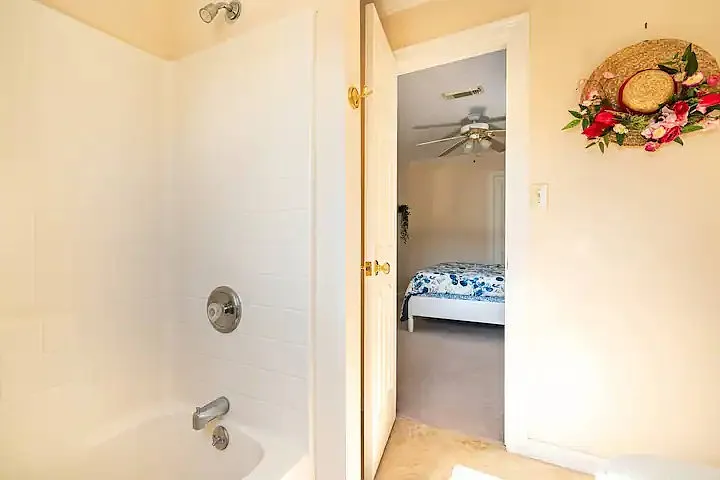 4401 Holt St #1 — Photo 25