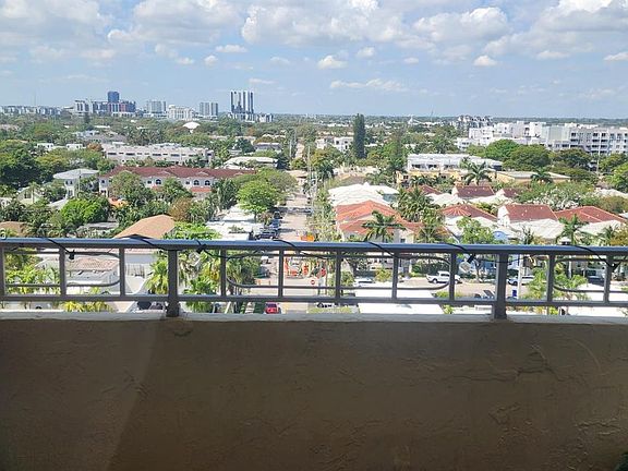5th image of 900 NE 18th Ave APT 1103