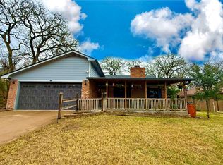 2108 Pantera Dr, Bryan, TX 77807