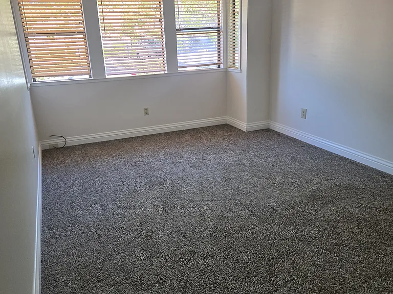 1428 Park Ave — Photo 21