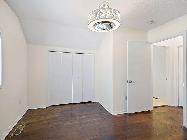3956 Vera Cruz Ave N — Photo 18
