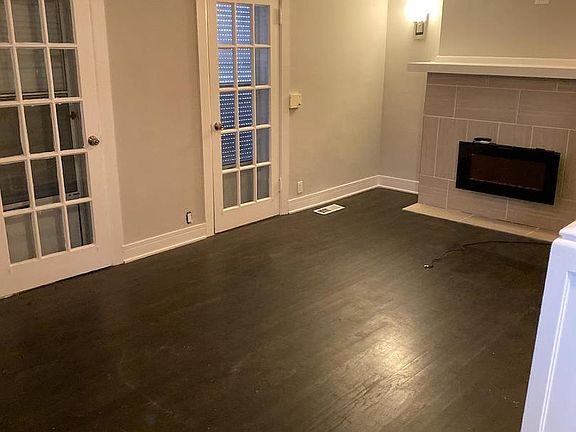 2nd image of 8047 S Blackstone Ave