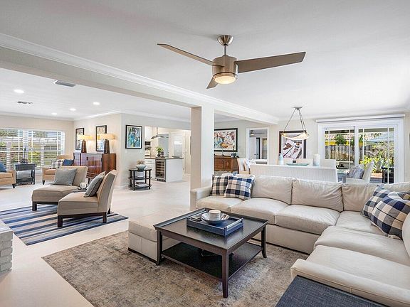 3rd image of 2760 NE 52nd Street