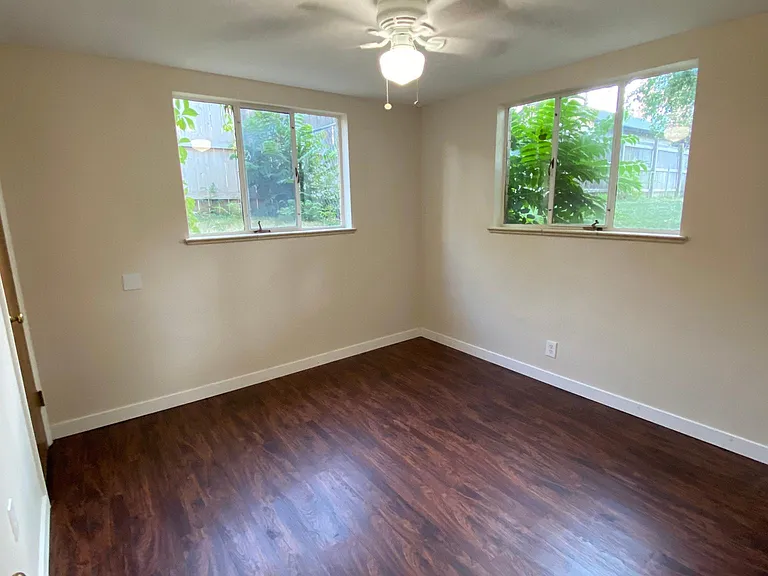 2135 S Cherokee St #B — Photo 8