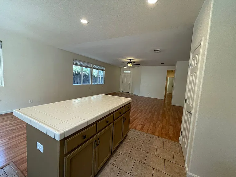 3976 Anastasia Ln — Photo 7