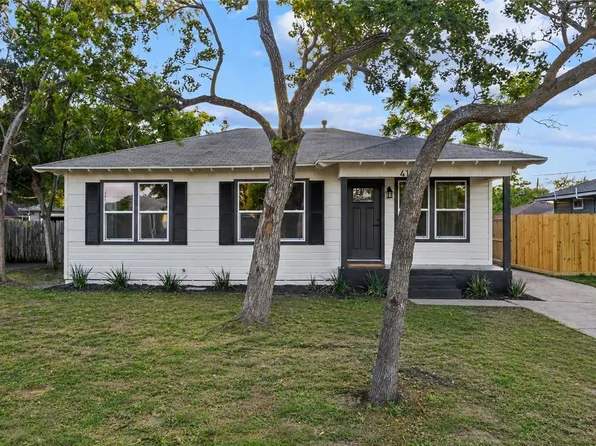 4105 Markins Dr, Corpus Christi, TX 78411