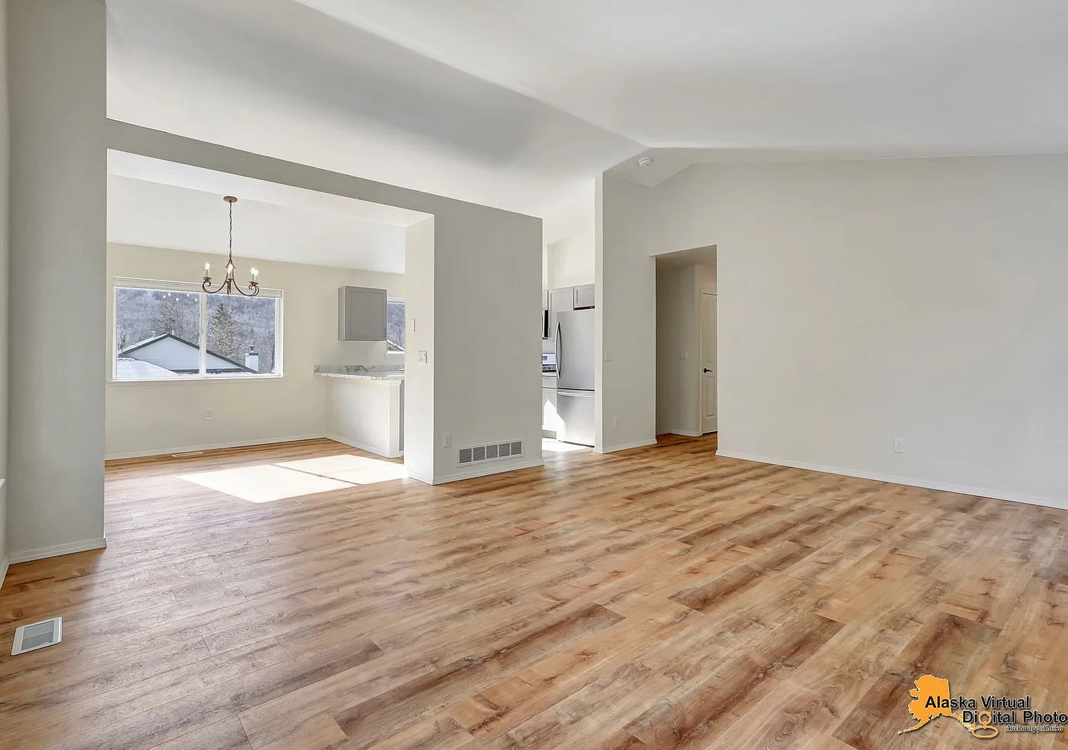 18727 Danny Drive — Photo 3