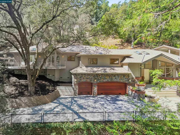 11 Redwood Cir, Lafayette, CA 94549