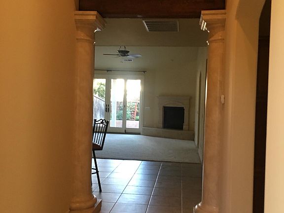 5th image of 566 W San Jose Ave