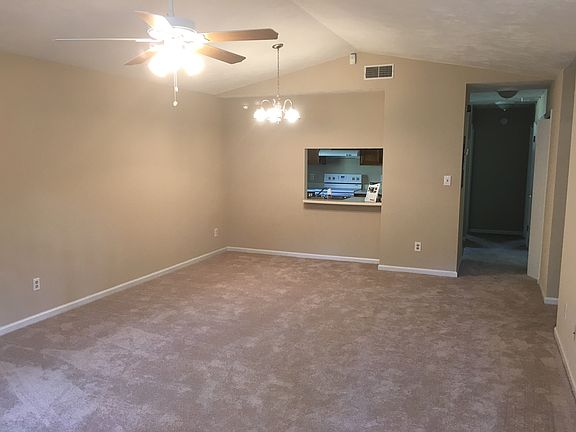 2nd image of 3084 Mansion Ln