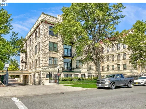 2365 4th St APT 305, Baker City, OR 97814