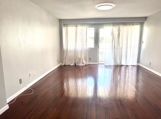 (Undisclosed Address), Great Neck, NY 11021