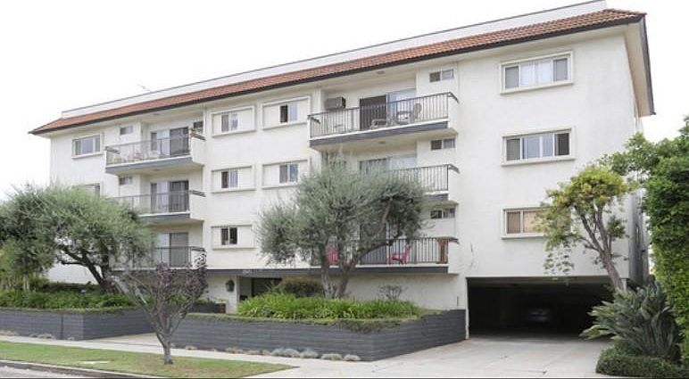 1st image of 1845 Glendon Ave APT 206