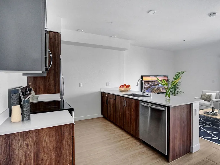 Watermark Apartments — Photo 17