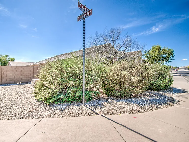 43205 W Roth Rd — Photo 42