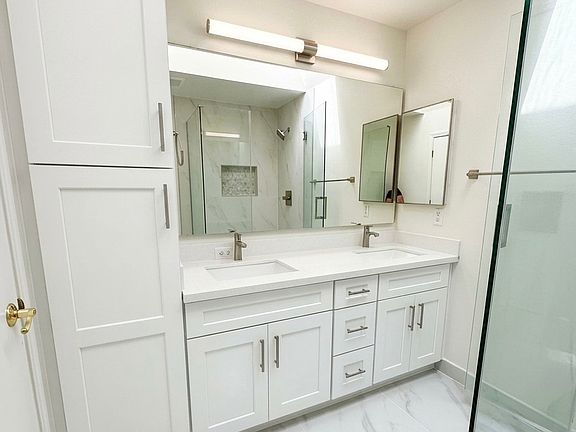 5th image of 4254 129th Pl SE APT 11
