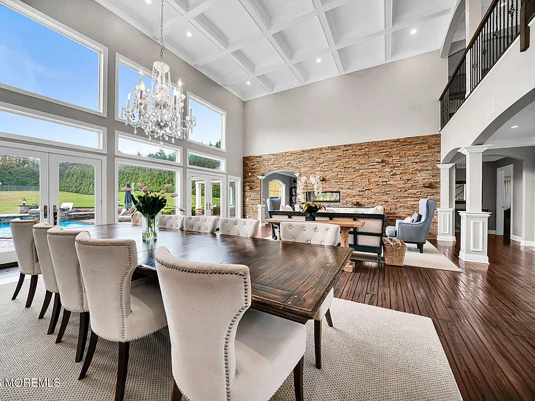 2 Hop Brook Ln — Photo 21