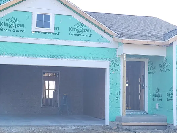 6600 Bellflower Dr SW #9, Zeeland, MI 49464