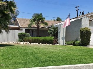 860 Serfas Club Dr, Corona, CA 92882