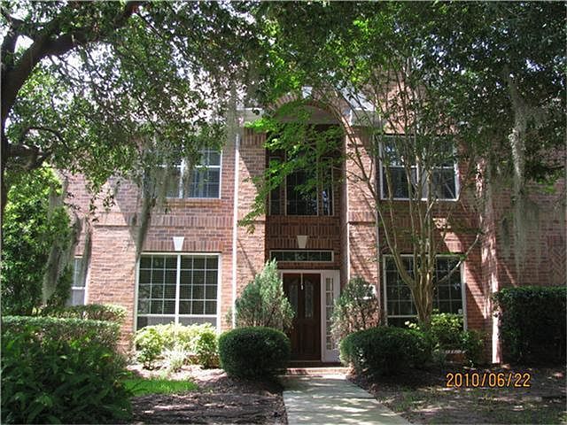 1st image of 2207 Fairwater Park Dr