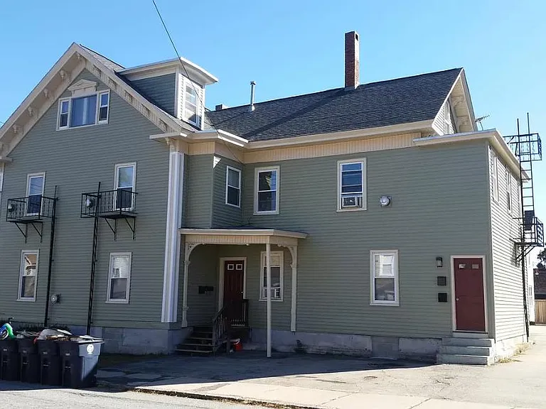 40 Amherst St #10 — Photo 11