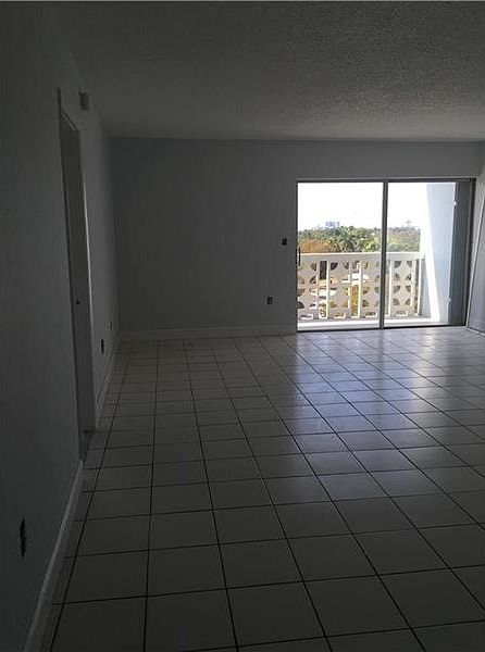 1st image of 4141 Nautilus Dr APT 6F
