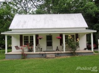 7 Lakeview Rd, Fayetteville, TN 37334