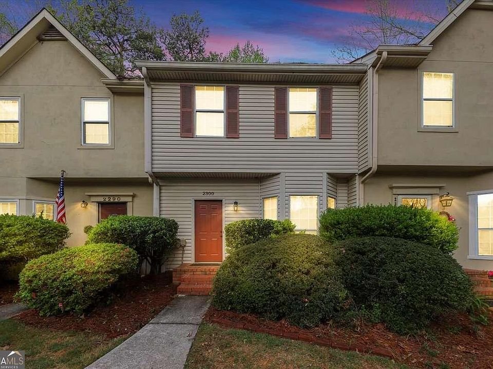 1st image of 2300 Fairways Ct NW