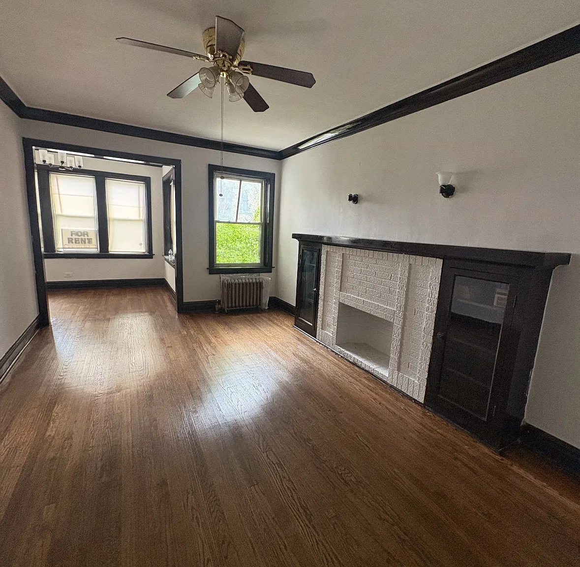 3 bed, 1400 sqft, $1,795 — Photo 2