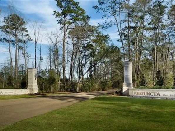 47 Hummingbird Rd, Covington, LA 70433