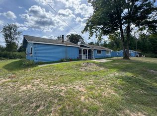 1626 E Van Buren St, White Cloud, MI 49349