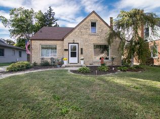 1371 N Kennedy Dr, Kankakee, IL 60901