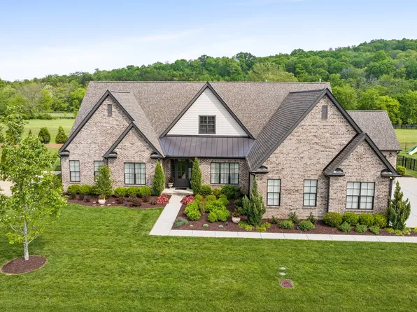 6520 Windmill Dr, College Grove, TN 37046