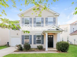1115 Hipp Rd, Charlotte, NC 28216