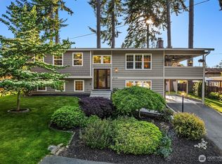 8724 Main St, Edmonds, WA 98026