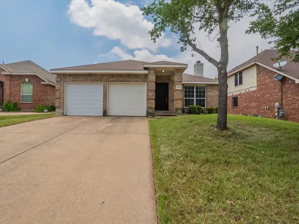 4841 Kingfisher Ln, Mesquite, TX 75181