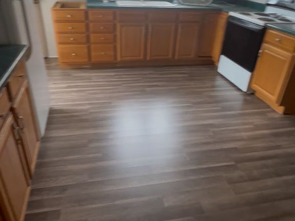 2nd image of 815 Poplar St Unit A