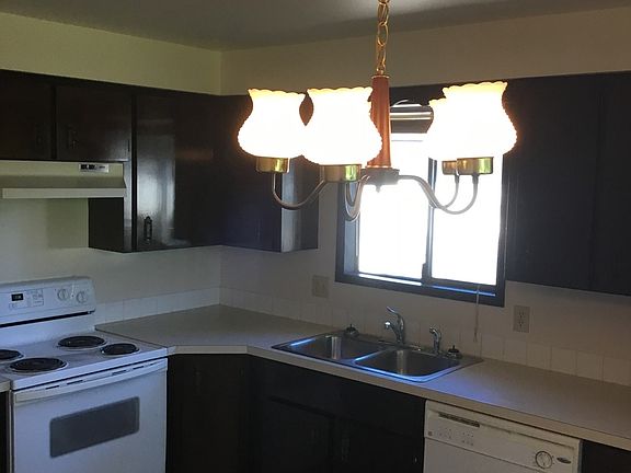 3rd image of 4310 N Crown Ave #4