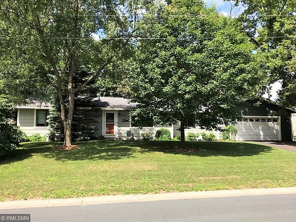 2nd image of 23514 Degardner Cir NW