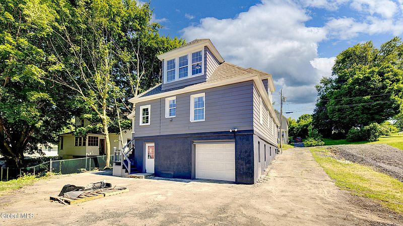 4th image of 9 McCleary Avenue